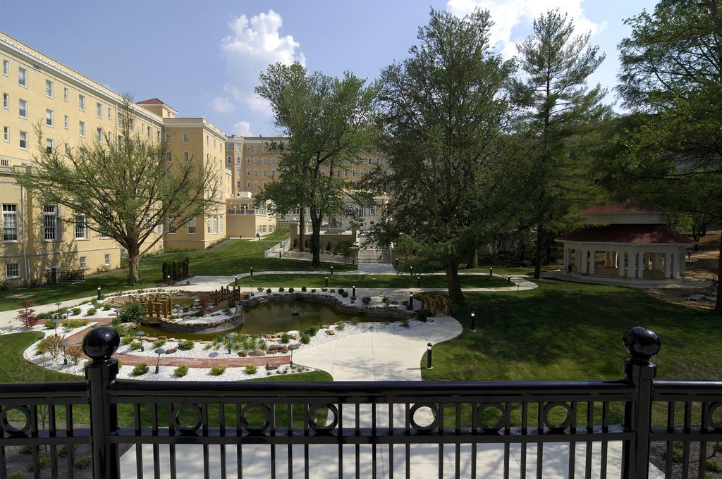 French Lick Springs Hotel Exterior foto